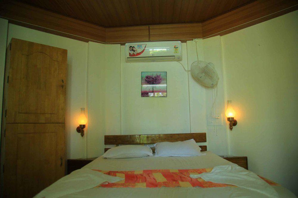 Woodhouse Beach Resort วาร์คาลา ภายนอก รูปภาพ